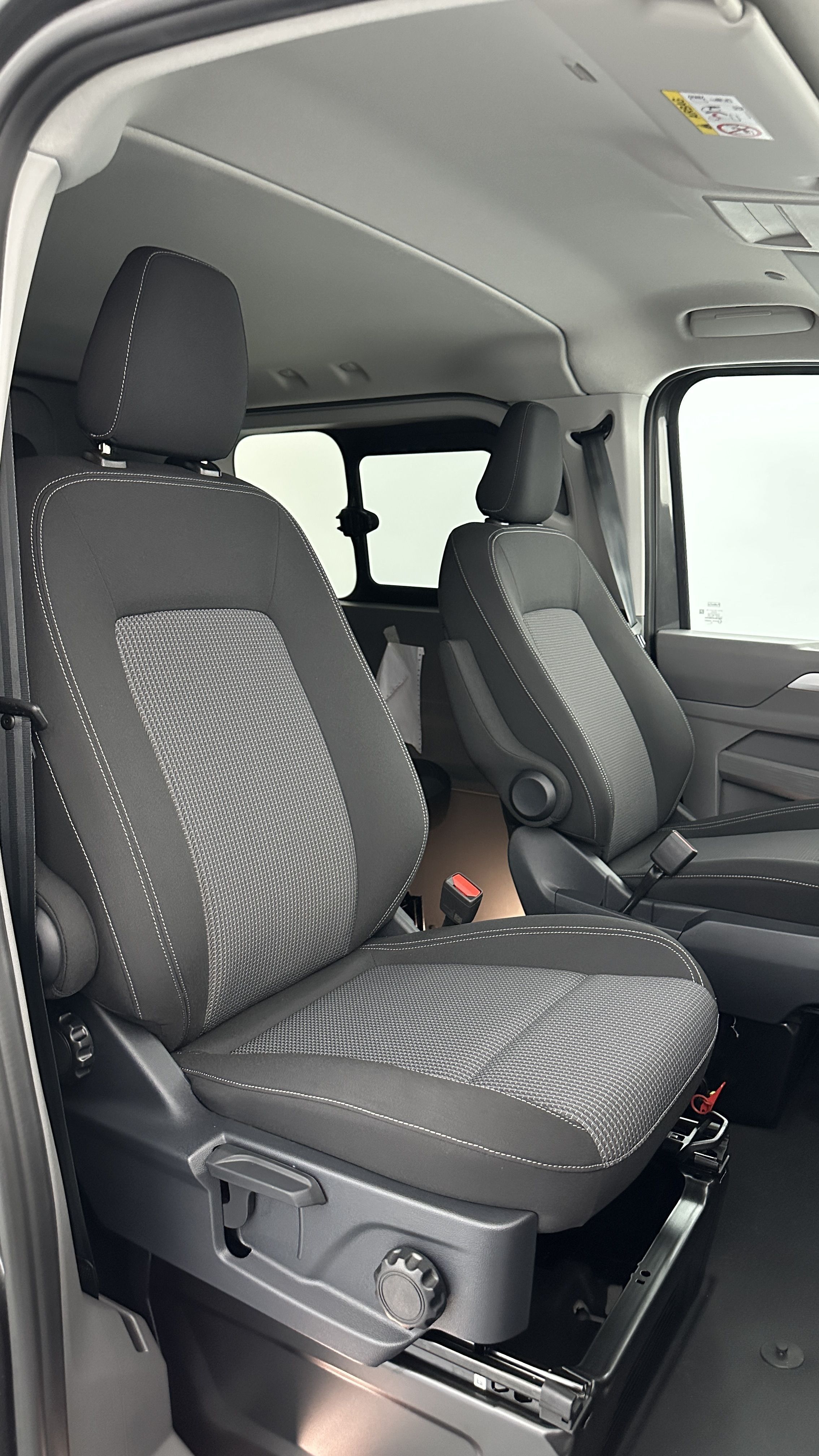 GLI00026519_p53 - VOLKSWAGEN - TRANSPORTER PROCAB - 2026 - photo 13