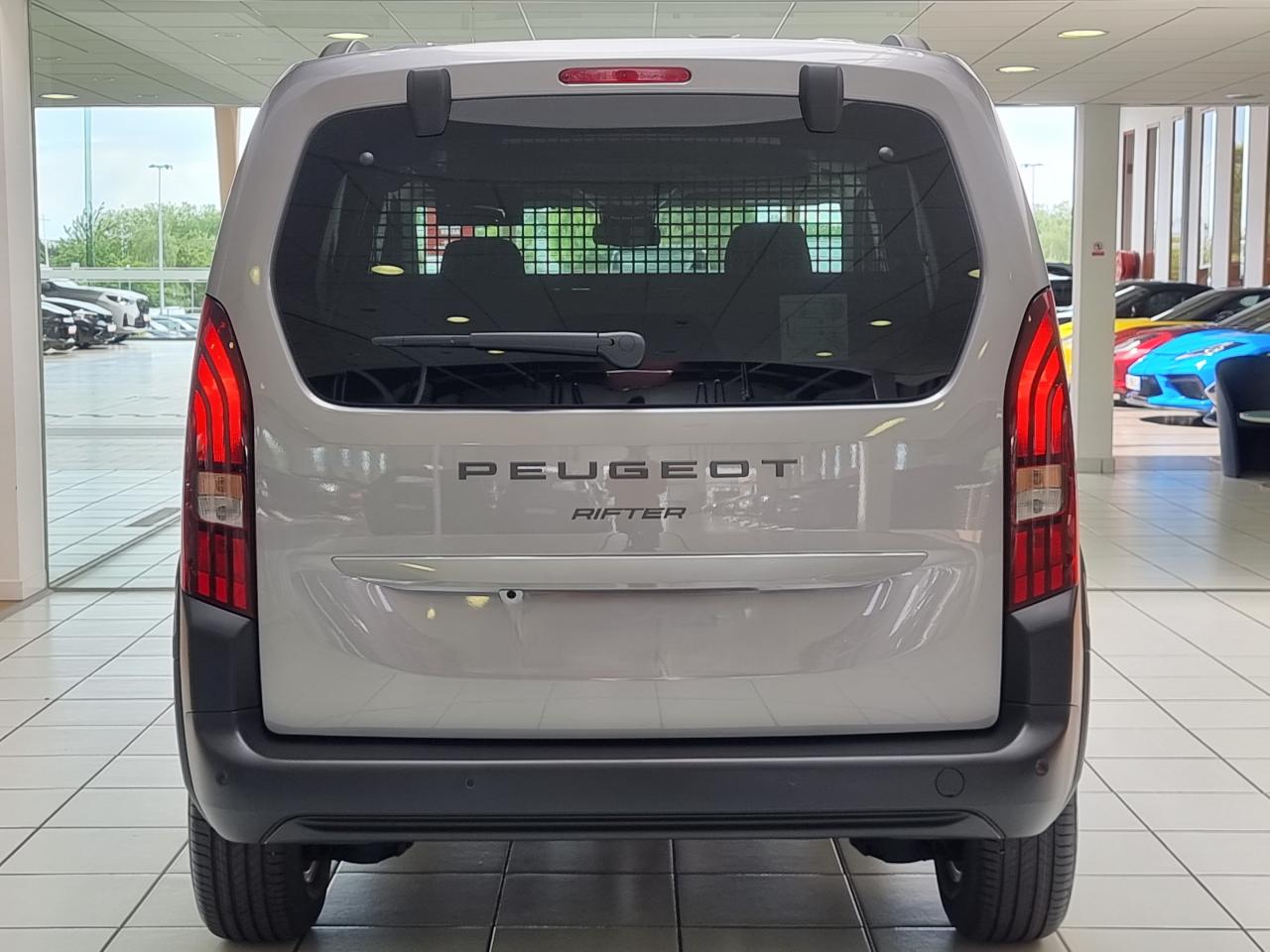 0679-0003354_p68 - PEUGEOT - RIFTER - 2026 - photo 23