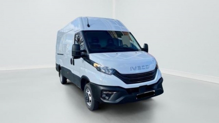 390546_p2 - IVECO - DAILY FOURGON - 2026