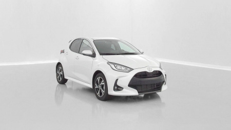 390730_p2 - TOYOTA - YARIS - 2026