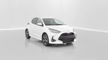 390737_p2 - TOYOTA - YARIS - 2026