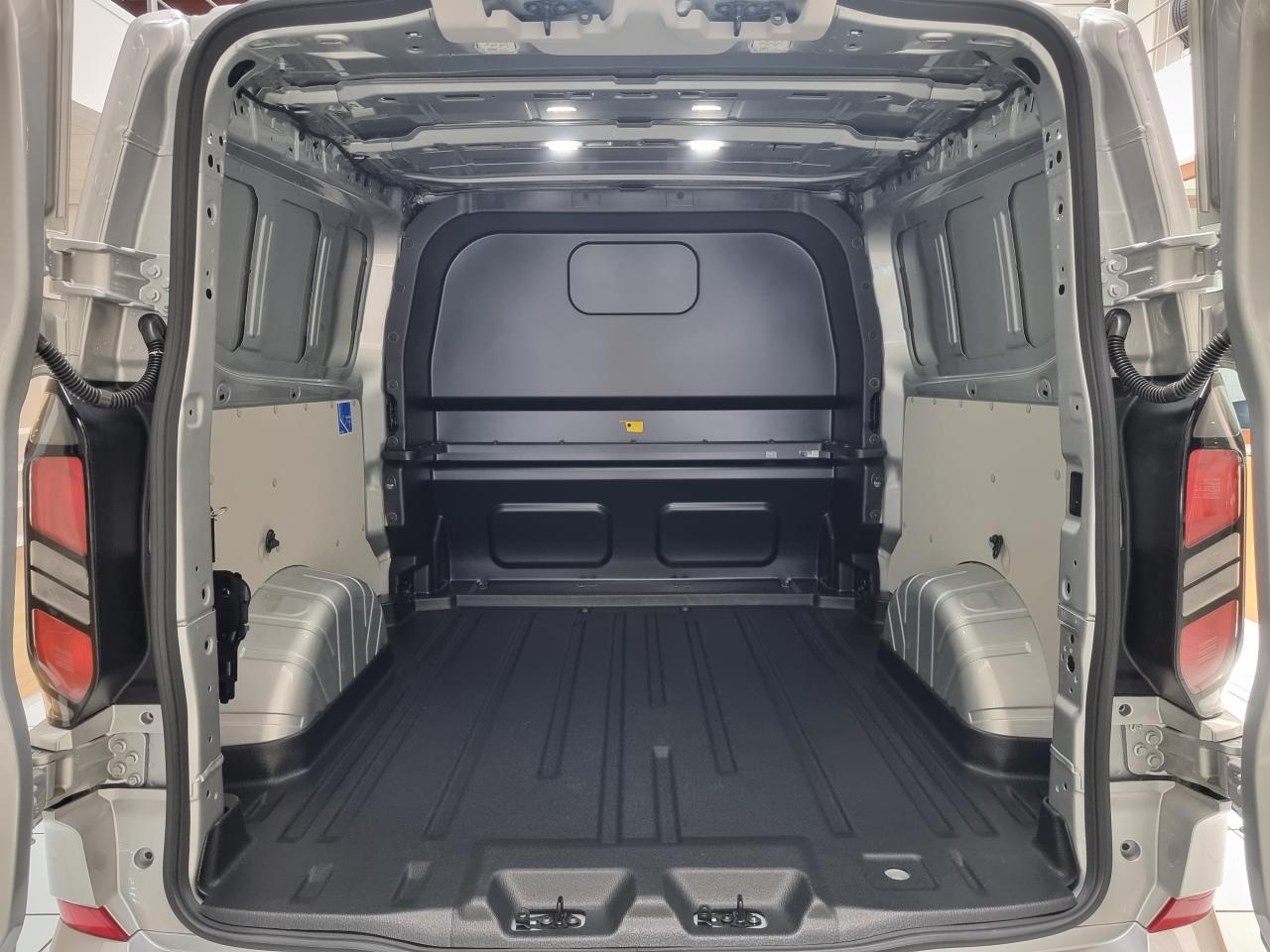 0679-0003538_p68 - FORD - TRANSIT - 2026 - photo 13