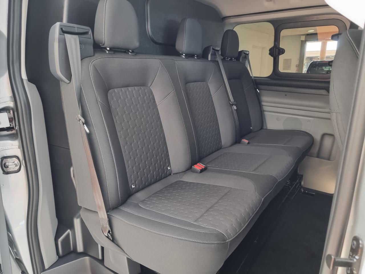 0679-0003538_p68 - FORD - TRANSIT - 2026 - photo 12