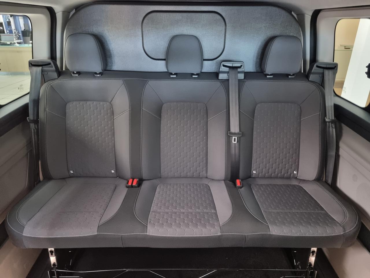 0679-0003538_p68 - FORD - TRANSIT - 2026 - photo 11