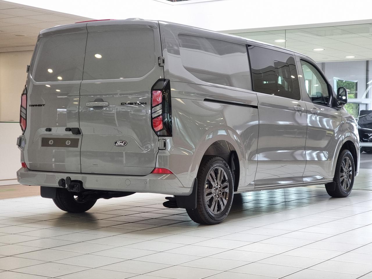 0679-0003539_p68 - FORD - TRANSIT - 2026 - photo 2