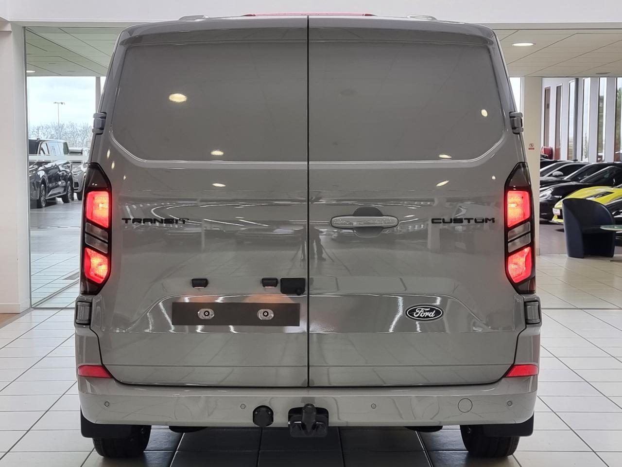 0679-0003539_p68 - FORD - TRANSIT - 2026 - photo 24