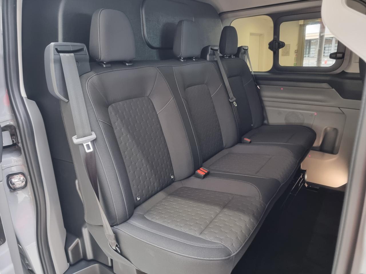 0679-0003539_p68 - FORD - TRANSIT - 2026 - photo 12