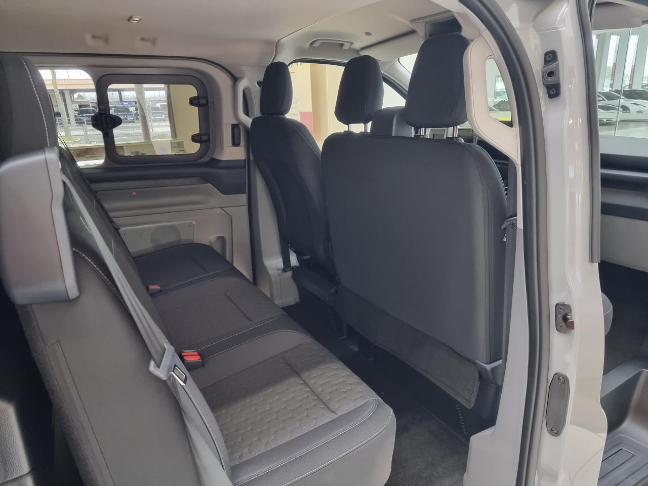 0679-0003539_p68 - FORD - TRANSIT - 2026 - photo 13