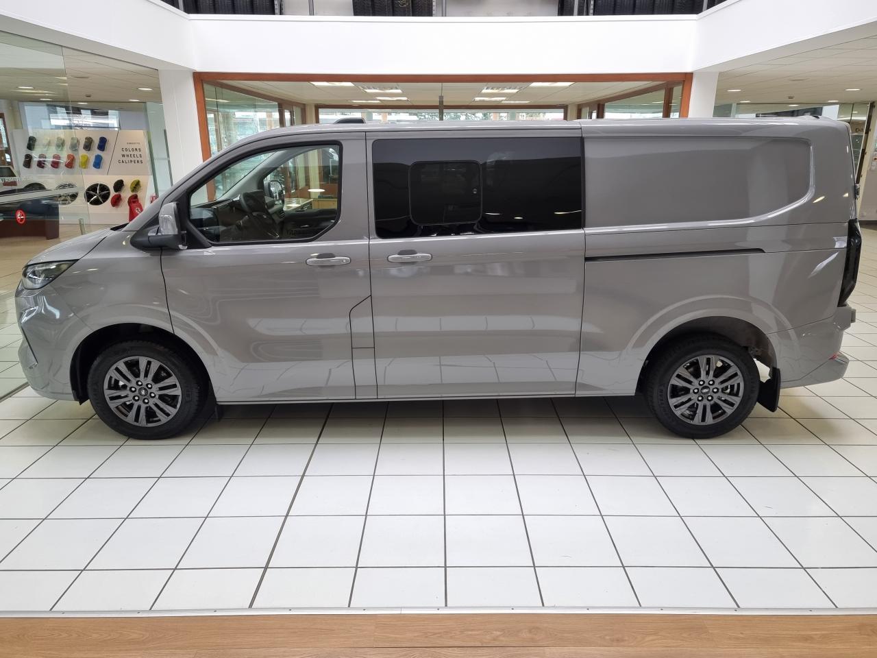 0679-0003539_p68 - FORD - TRANSIT - 2026 - photo 26