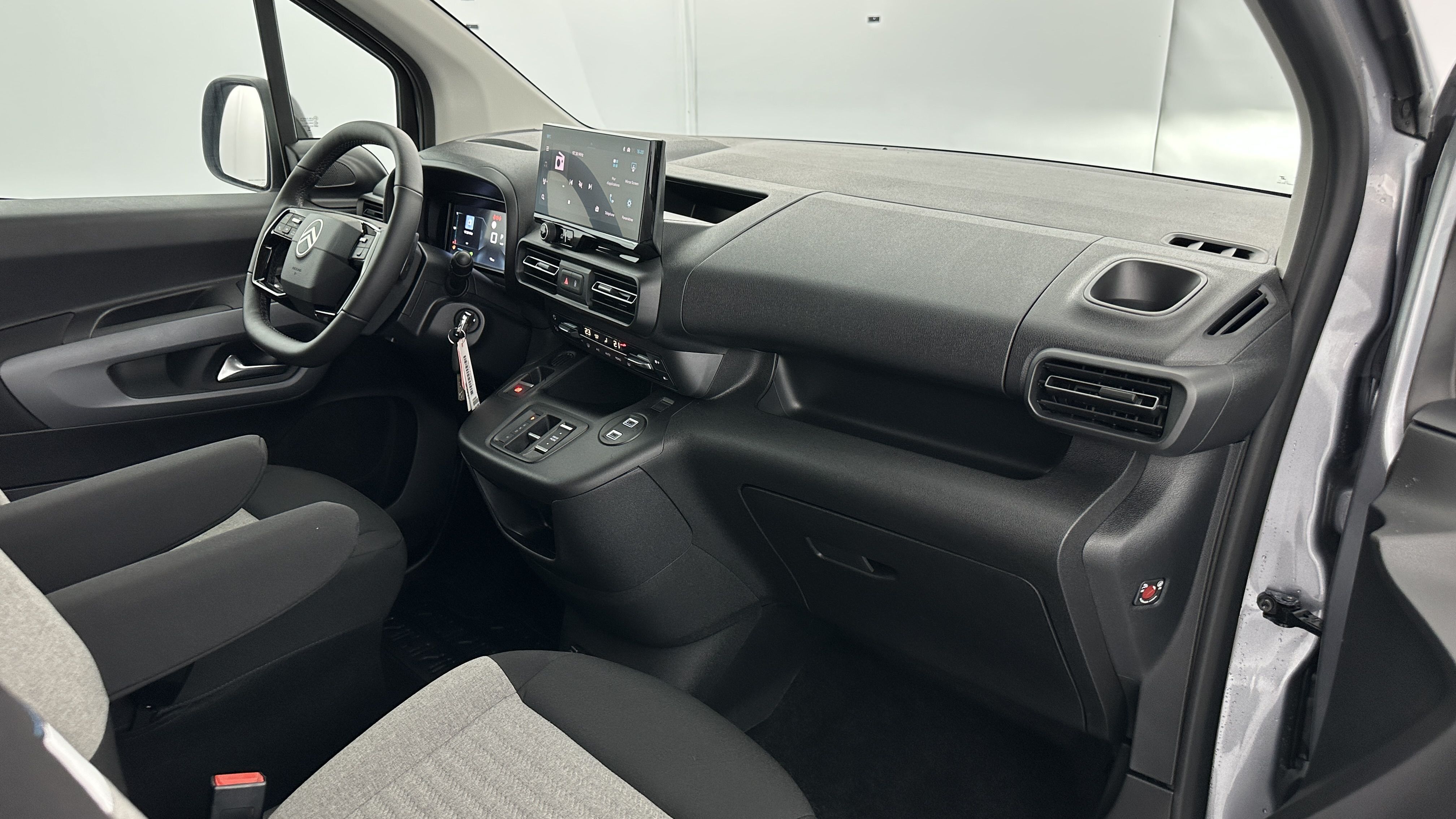GLI00035030_p53 - CITROEN - BERLINGO - 2025 - photo 8