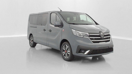 394373_p2 - RENAULT TRUCKS - TRAFIC COMBI - 2026