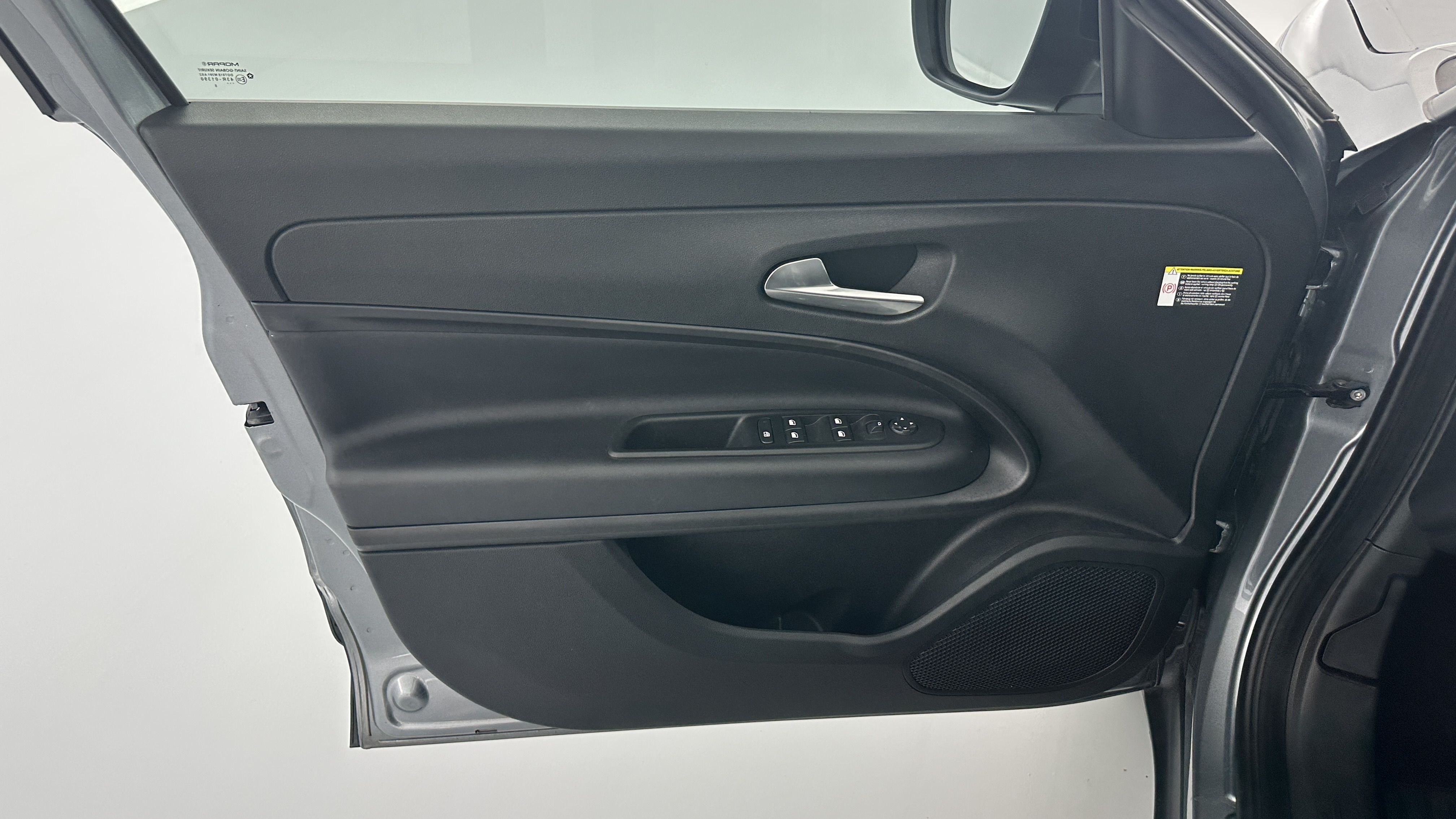 GLI00035658_p53 - JEEP - AVENGER - 2025 - photo 13