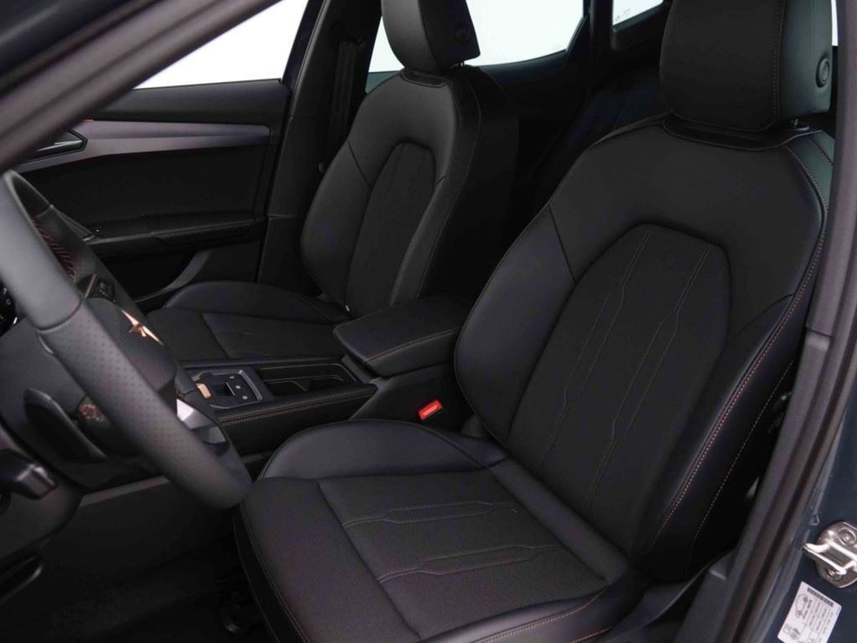 395977_p2 - CUPRA - FORMENTOR - 2026 - photo 6