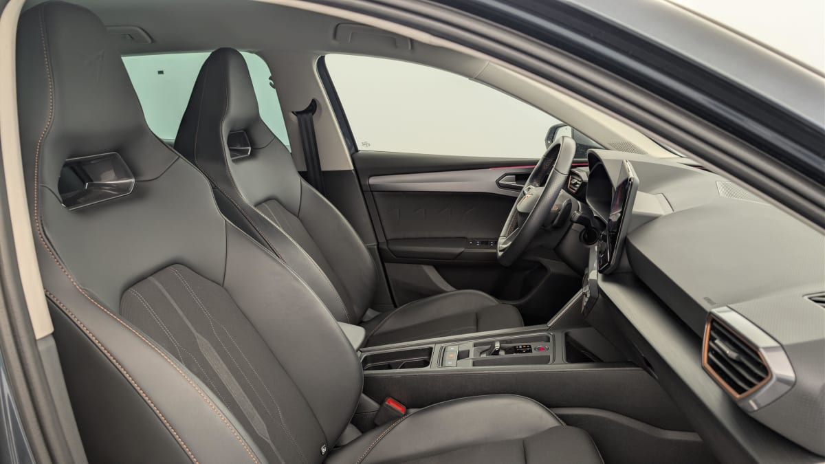 386612_p2 - CUPRA - LEON - 2023 - photo 9