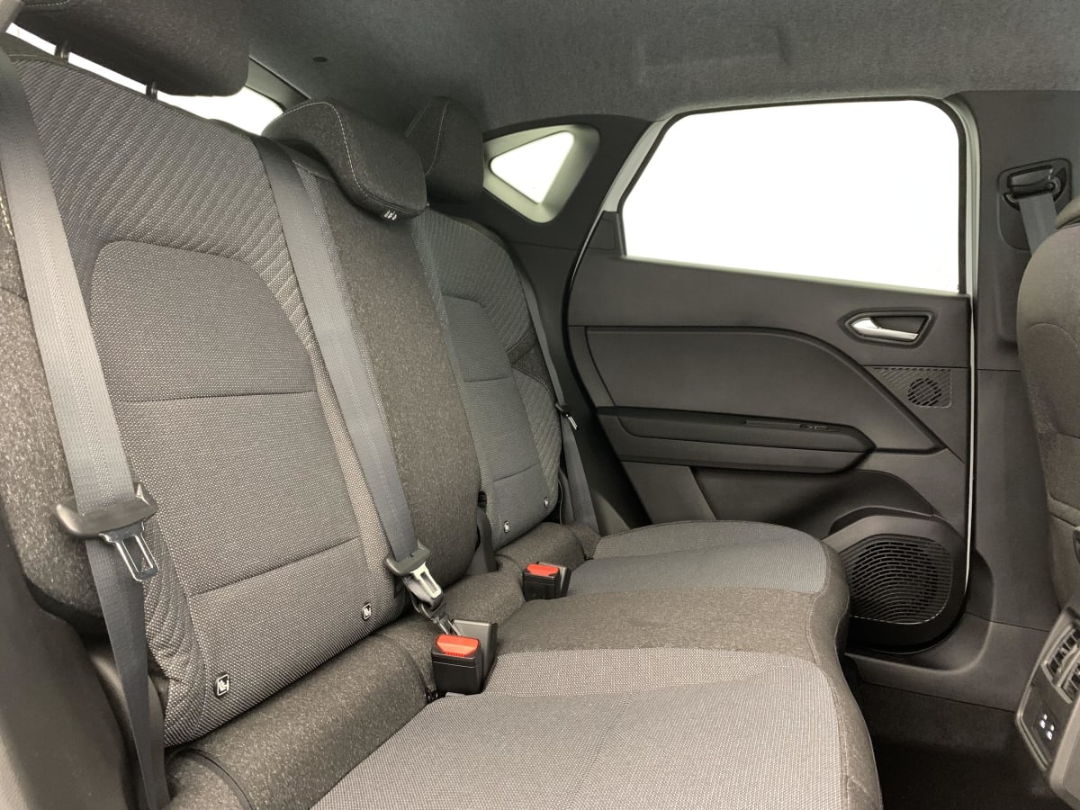 386040_p2 - RENAULT - CAPTUR - 2026 - photo 10