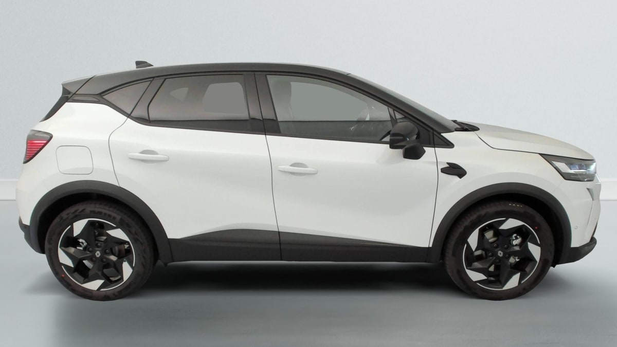 386040_p2 - RENAULT - CAPTUR - 2026 - photo 8